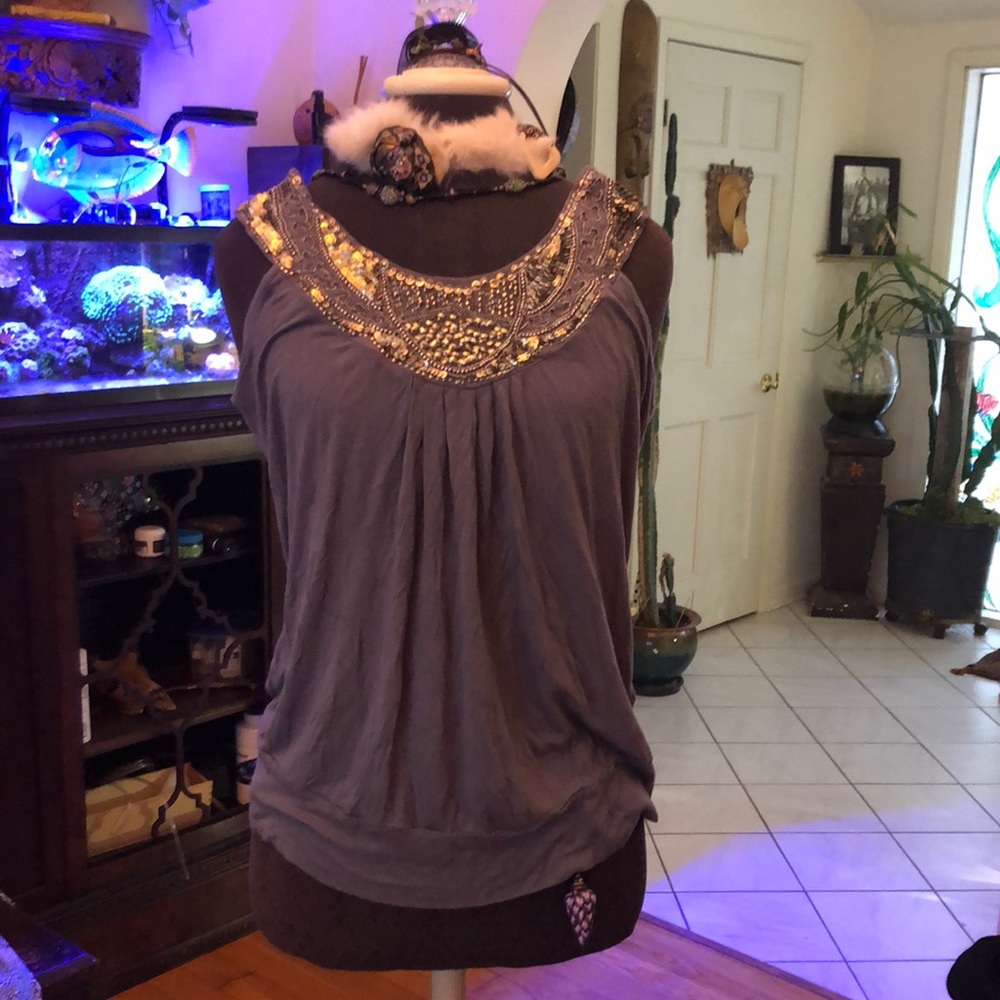 Embellished top XL